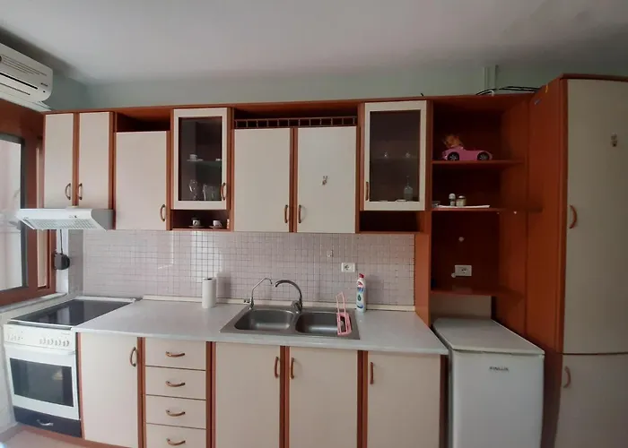 Ema\'S Apartment