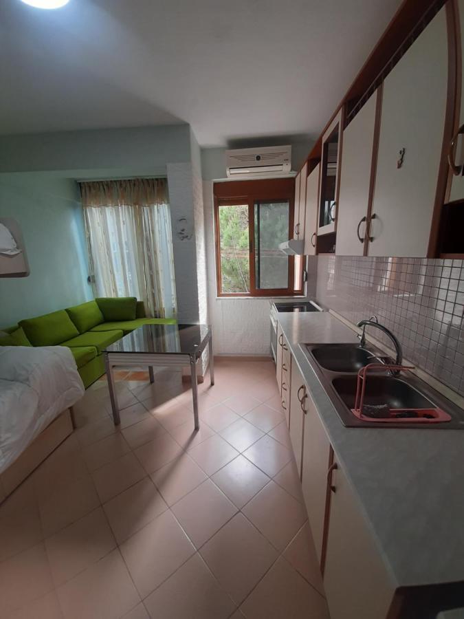Ema's Apartment Durres